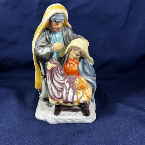 Hand-Painted Ceramic Nativity Scene Figurine With Joseph Mary & Baby Jesus - Picture 1 of 4